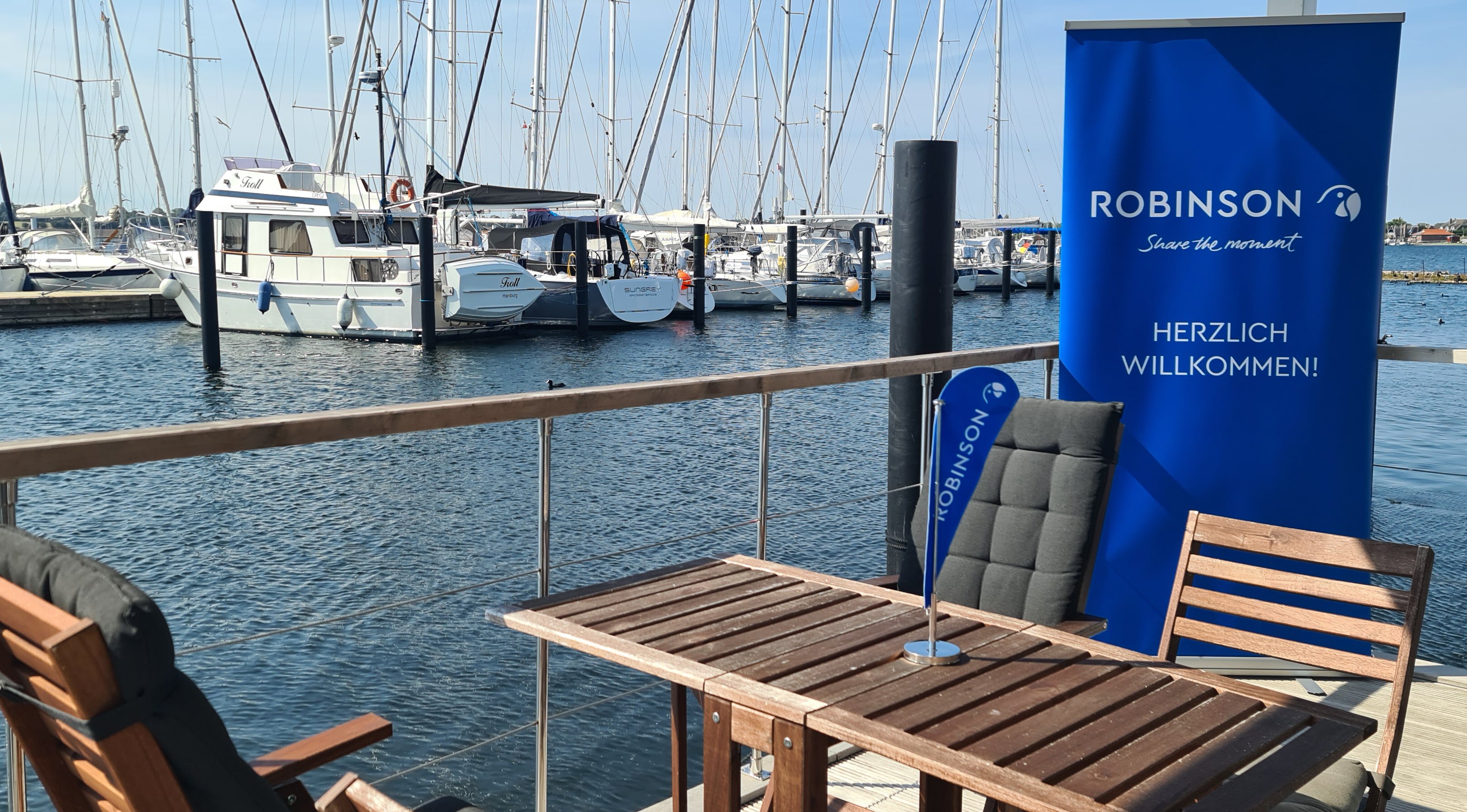 Robinson Hausboot